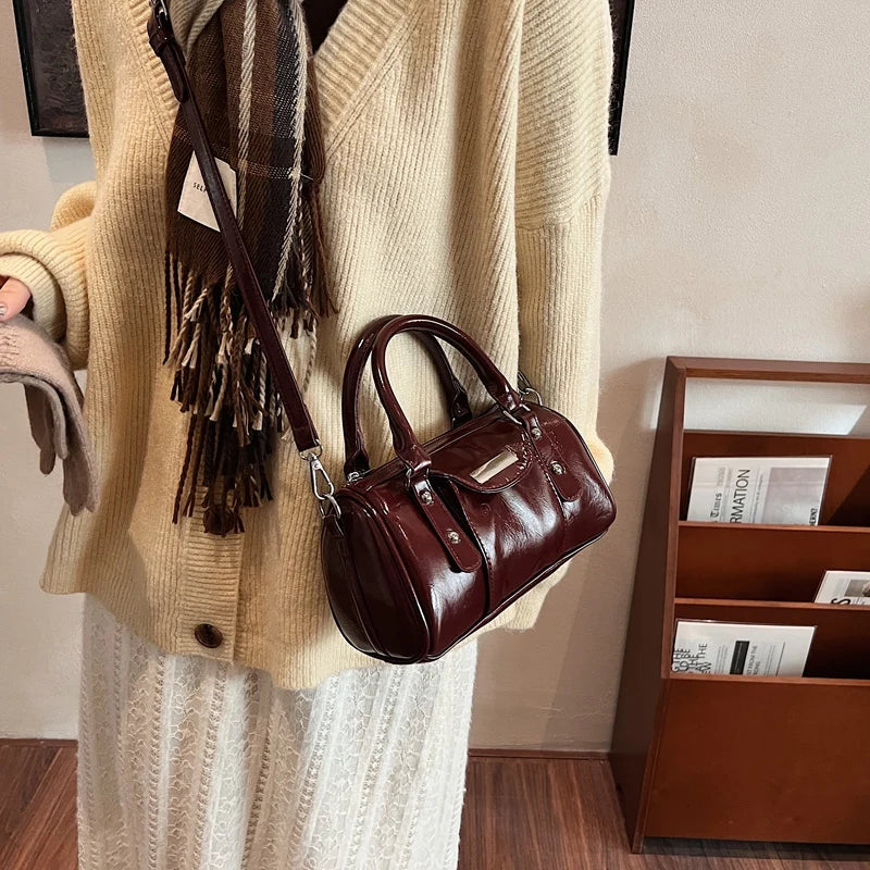 Mini sacs à main bordeaux pour femmes en cuir PU brillant, sacs à bandoulière de couleur unie, derniers sacs à main de luxe de créateur 2024