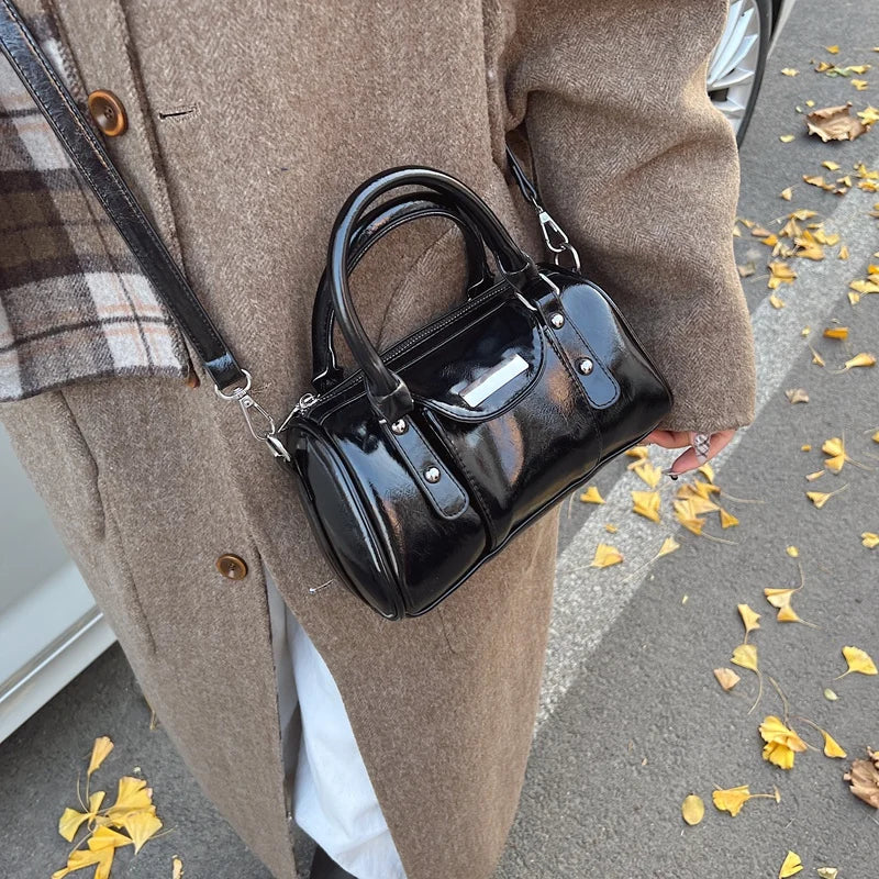 Mini sacs à main bordeaux pour femmes en cuir PU brillant, sacs à bandoulière de couleur unie, derniers sacs à main de luxe de créateur 2024