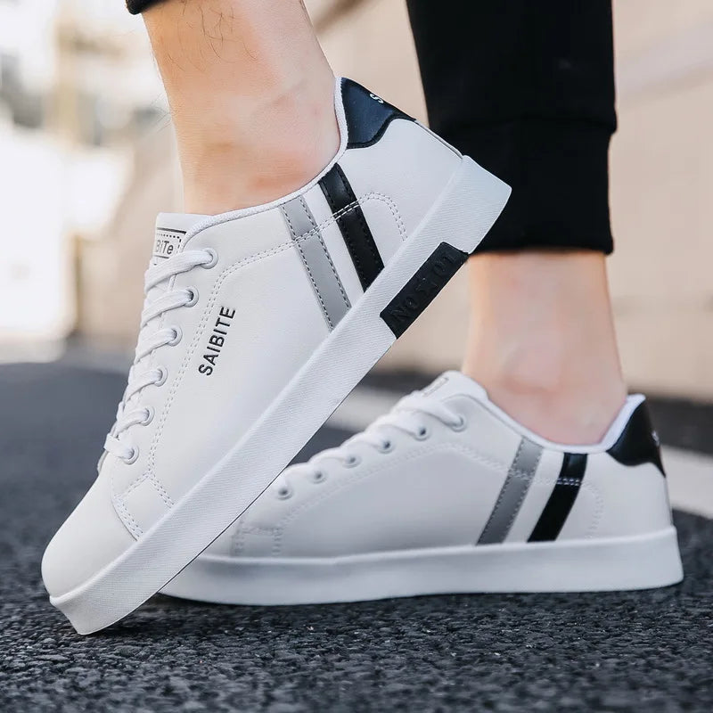 Chaussures de skate décontractées pour homme, baskets blanches, sneakers de loisir pour l'extérieur, chaussures de marche respirantes, chaussures plates Chaussure Homme 39-48