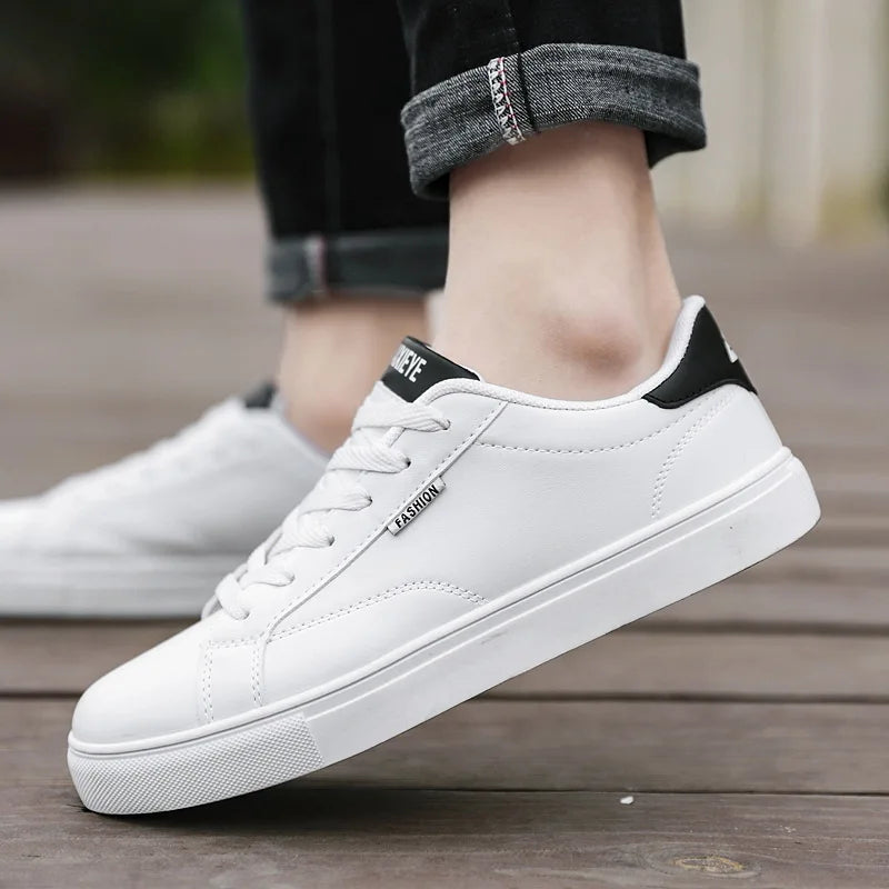 Chaussures de skate décontractées pour homme, baskets blanches, sneakers de loisir pour l'extérieur, chaussures de marche respirantes, chaussures plates Chaussure Homme 39-48